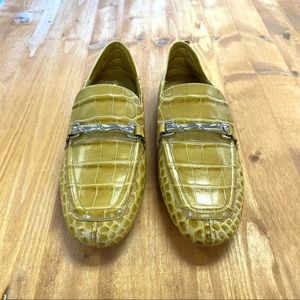 Vince Camuto size 7 brown loafers